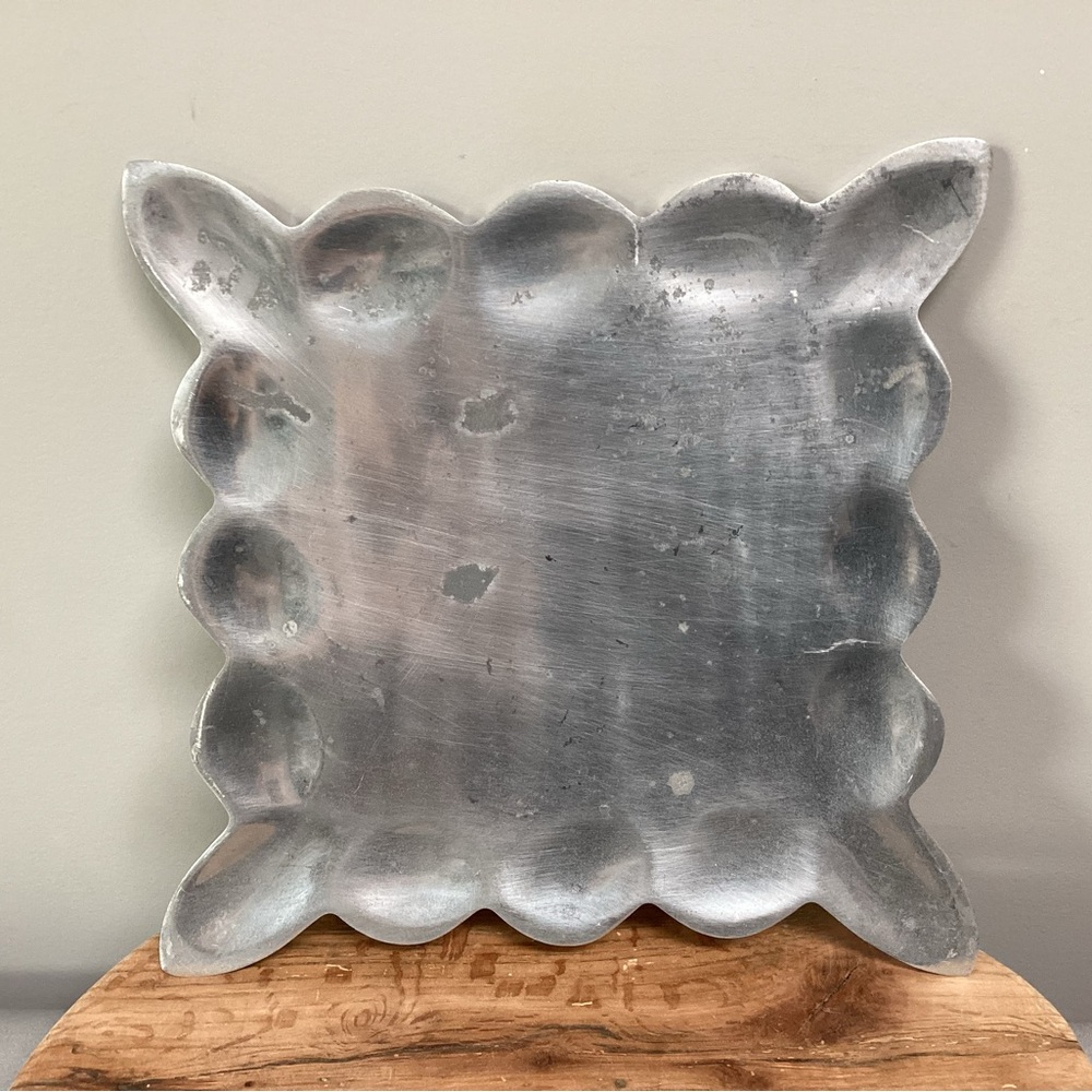 ⚫️ Large Scalloped Edges Square Pillar Candle Holder - Metal Crafted - Nice